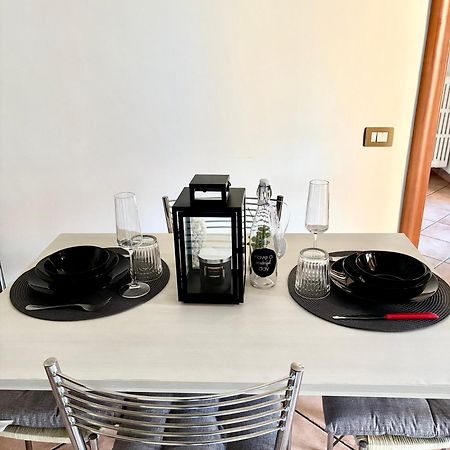 Appartement Palazzo Proietti Bilo 7 à Biella Extérieur photo