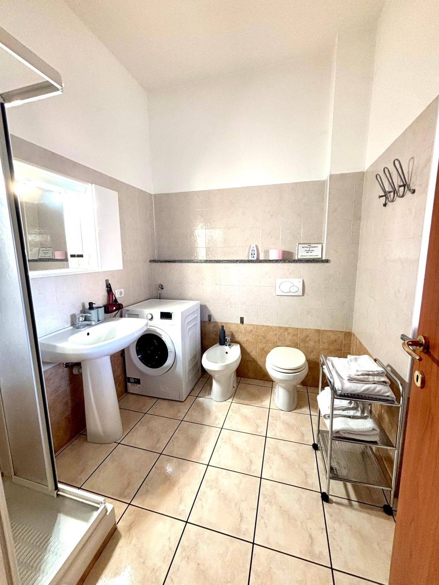 Appartement Palazzo Proietti Bilo 7 à Biella Extérieur photo